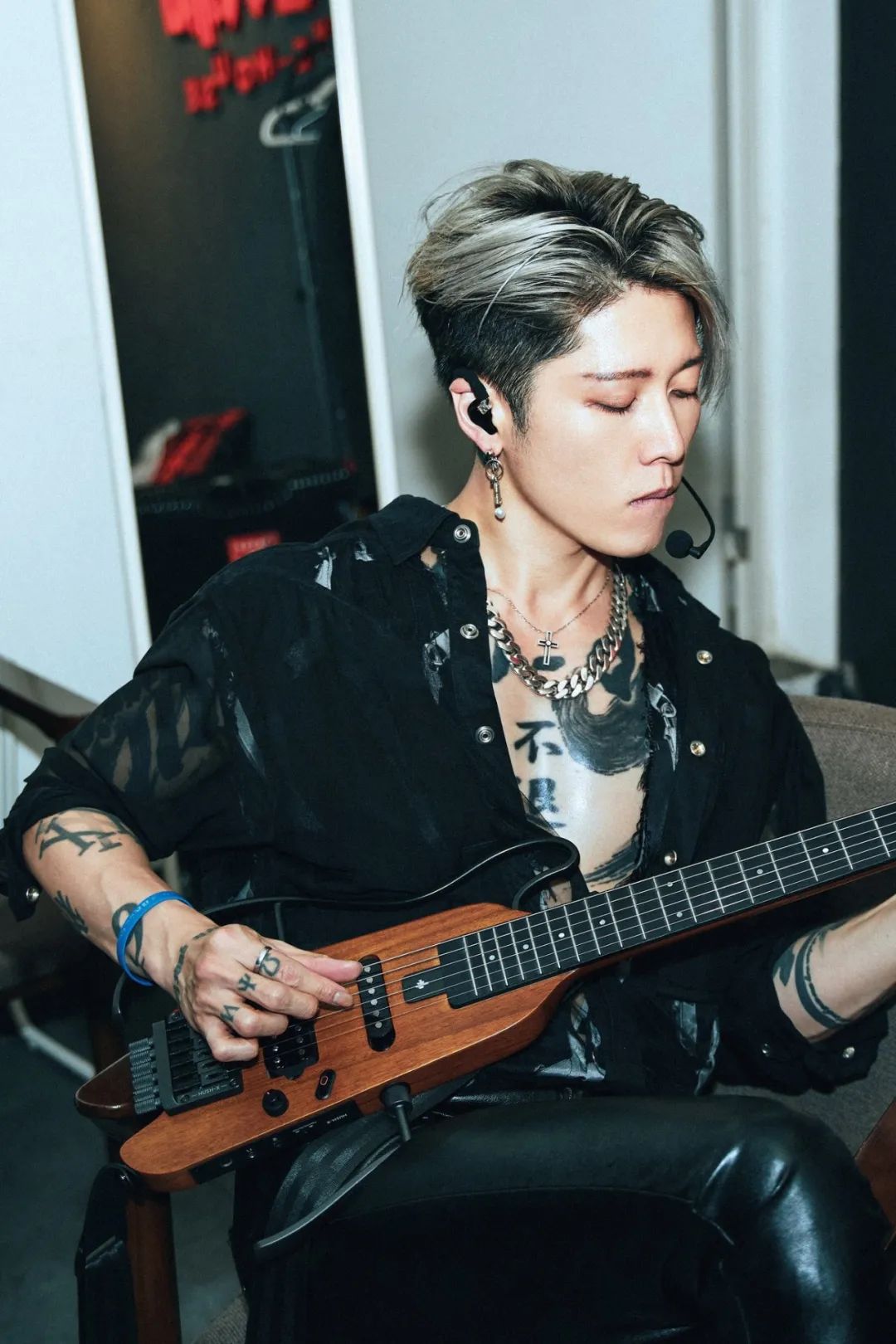 《披荆斩棘4》后，雅MIYAVI去了这里上班