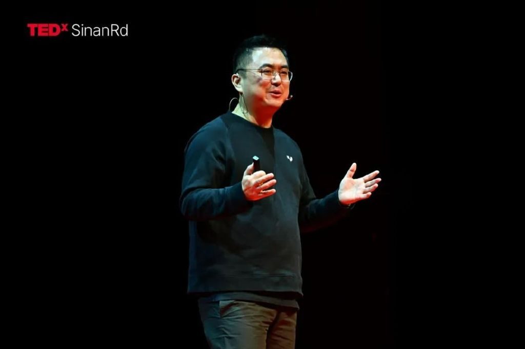 极越CEO夏一平TED演讲：为自动驾驶而拼