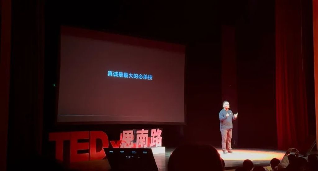 极越CEO夏一平TED演讲：为自动驾驶而拼