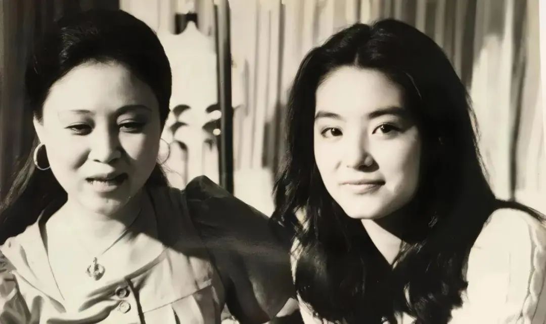 琼瑶的一生，敢爱敢恨敢死