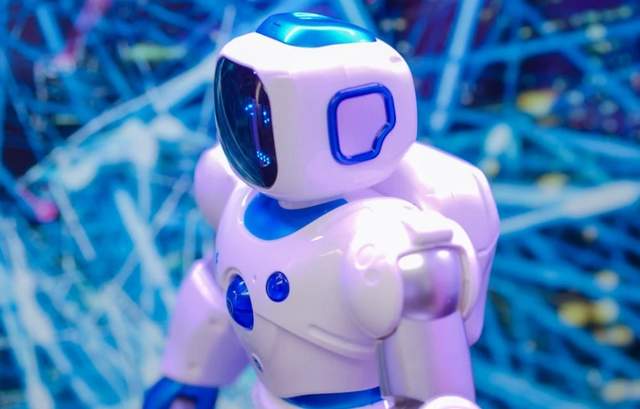 人形机器人疯狂进厂打工！银河通用、智元、乐聚机器人怕是都疯了