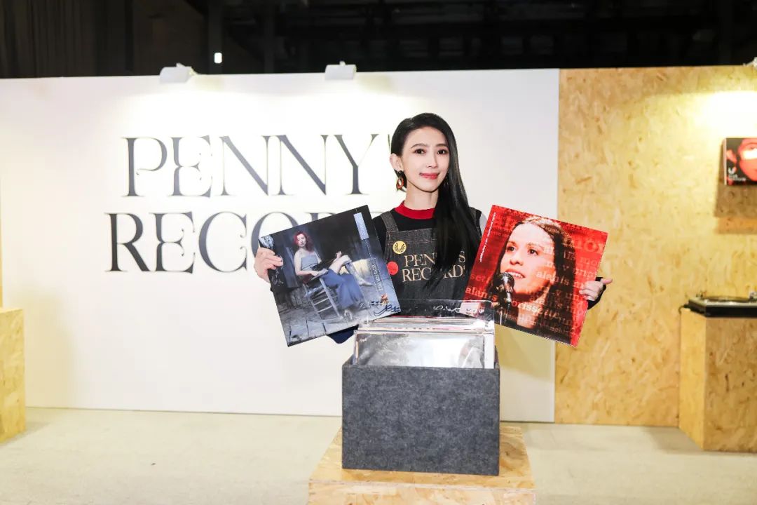 出道25年，戴佩妮选择与自我灵魂共振