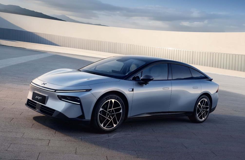 又有一家新势力要做AI，做AI能成新势力们的解药吗？