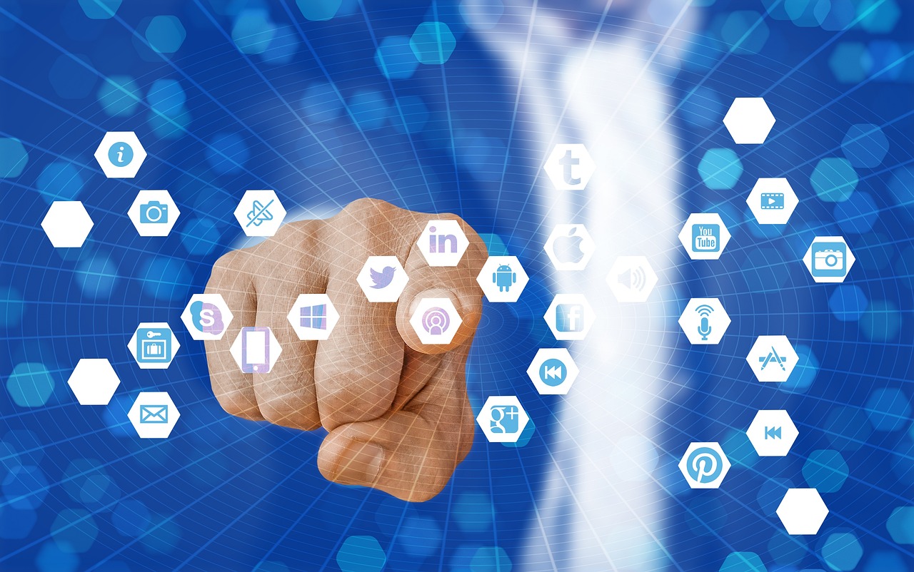 刘雯的网红变现2.0时代：煽动情绪成为带货生意的燃料