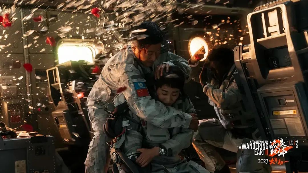 春节档结算：爹的多重宇宙，妈的艳尸文学