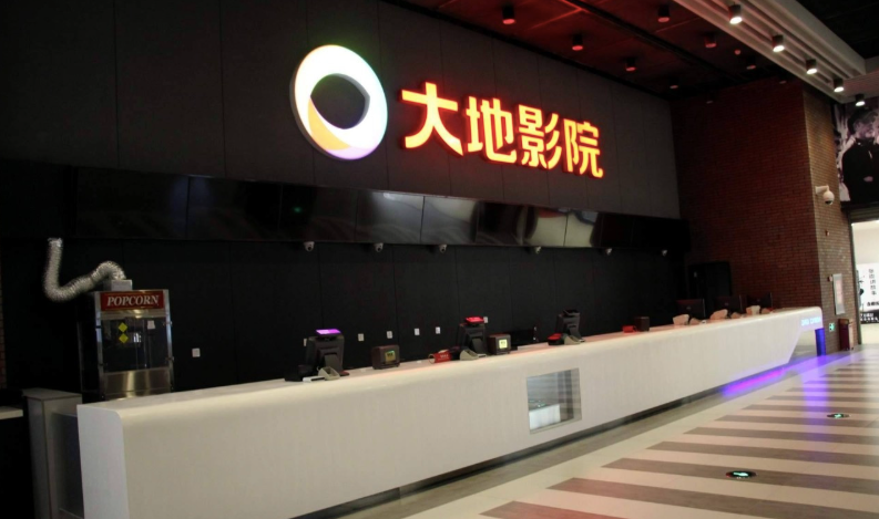 “后哪吒时代”的电影市场：黑马难觅，影院再入洗牌周期