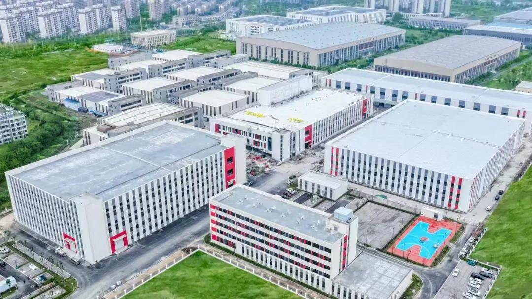 看不懂库迪咖啡便利店？那它成了