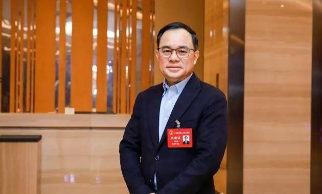 AI技术治理成两会焦点，科技大佬都拿来了哪些提案？