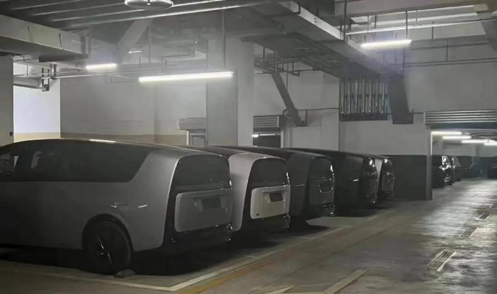 抹黑理想MEGA友商高管被罚，但黑手为何不配有名字？