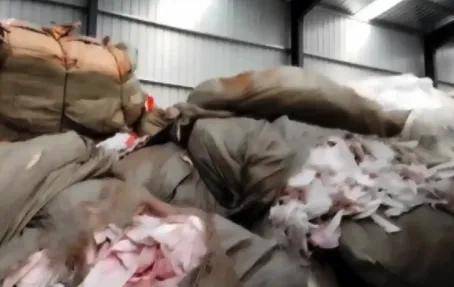 315后胖东来货架挂满检测报告！网友：就爱看它点火的样子