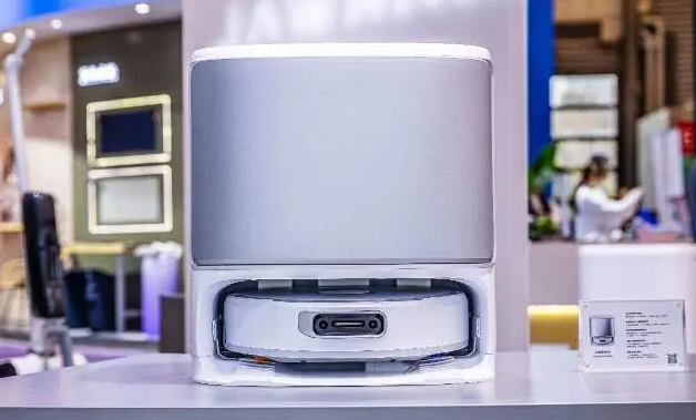 2025AWE观察：谁最懂中国家庭？智能清洁赛道的暗战