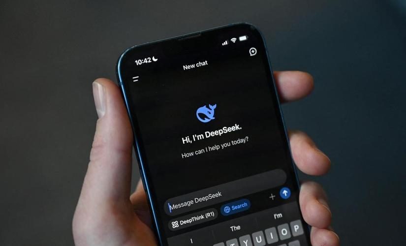 DeepSeek爆火的背后：技术、成本与规模三项叠加，加速AI普惠