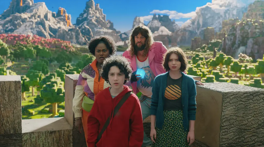 幼稚、平庸，却卖座的《我的世界大电影》背后，常规档期效应的日渐弱化