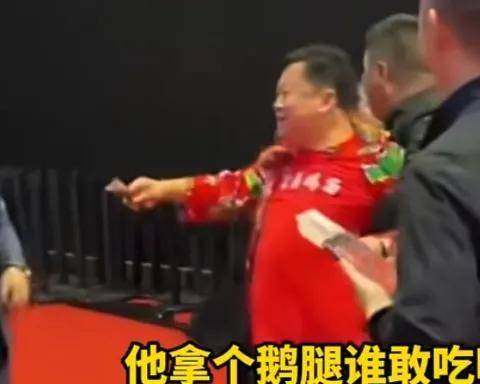 强行投喂周鸿祎大闹车展，卤鹅哥和文和友老板没本质区别