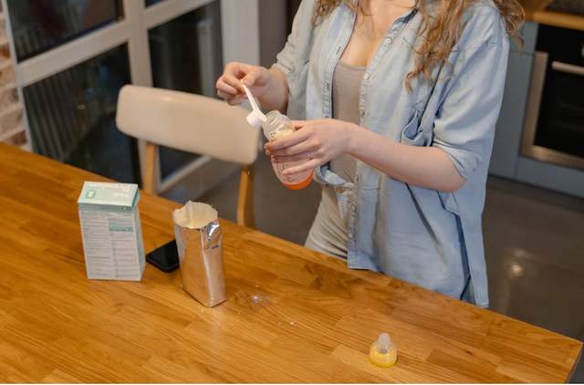 豪掷12亿补贴“催生”！飞鹤的增长焦虑止不住了？