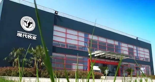 净利暴跌97.8%的蒙牛，出啥事了？