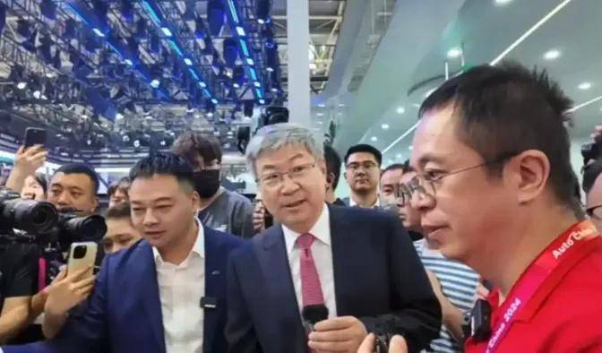 留口气持续收割，哪吒汽车把资本的坏玩到了极致……