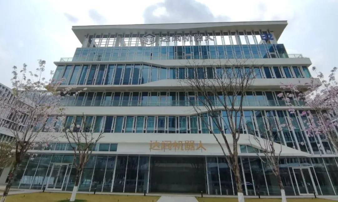 火出天际的人形机器人，第一批独角兽开始闪崩进ICU了？