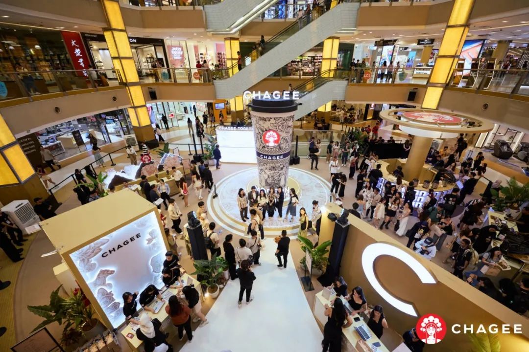 当霸王茶姬敲响美股钟声：单店表现抢眼，加盟商蜂拥而至