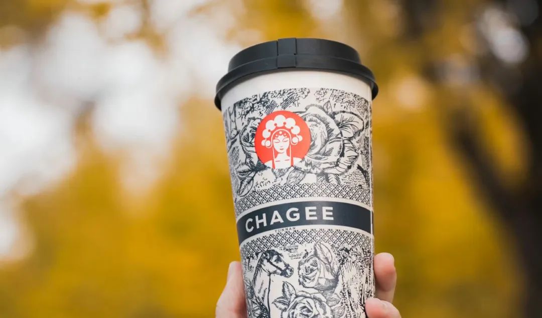 当霸王茶姬敲响美股钟声：单店表现抢眼，加盟商蜂拥而至