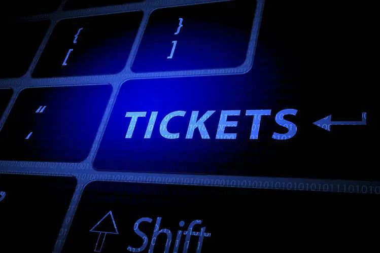 黄牛2.0，比粉丝更疯狂