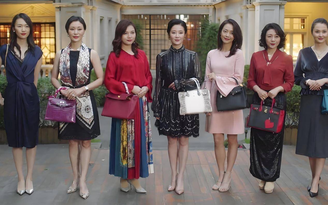 国产女包，落入涨价“陷阱”