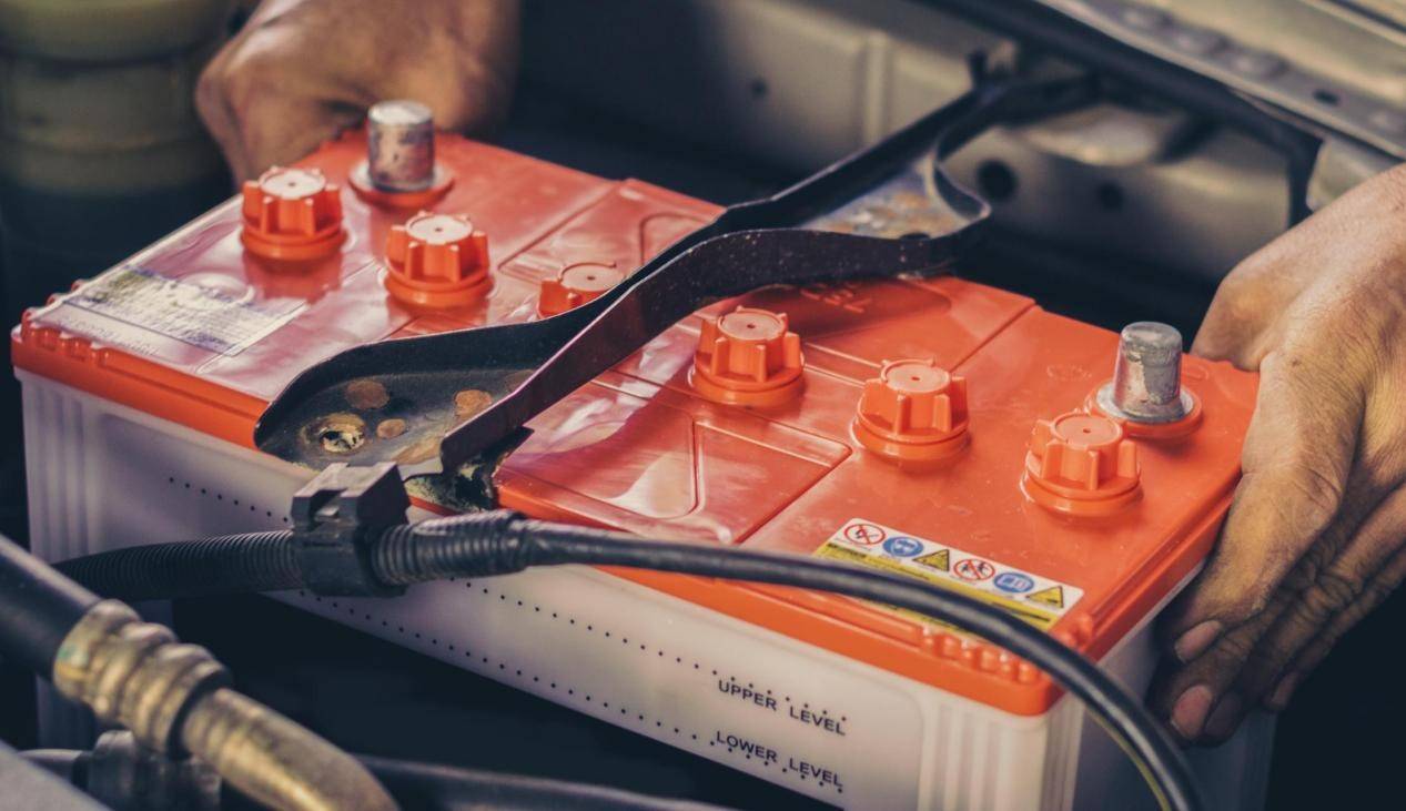 比亚迪想终结铅酸电池时代，过于心急了