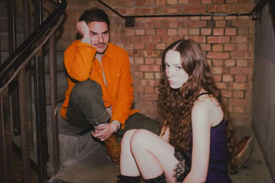 演出市场，只容得下头部艺人？