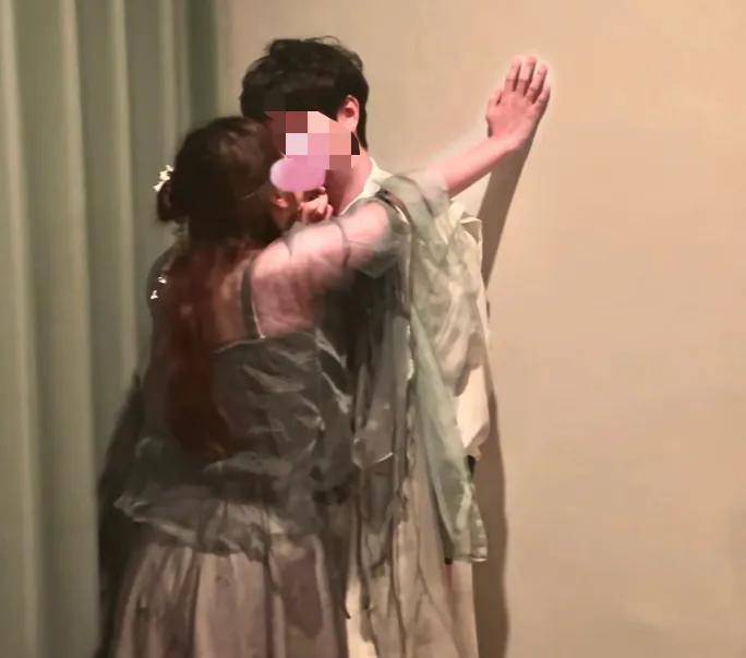 当软色情遇上剧本杀，大尺度恋陪本疯收割收年轻女性！