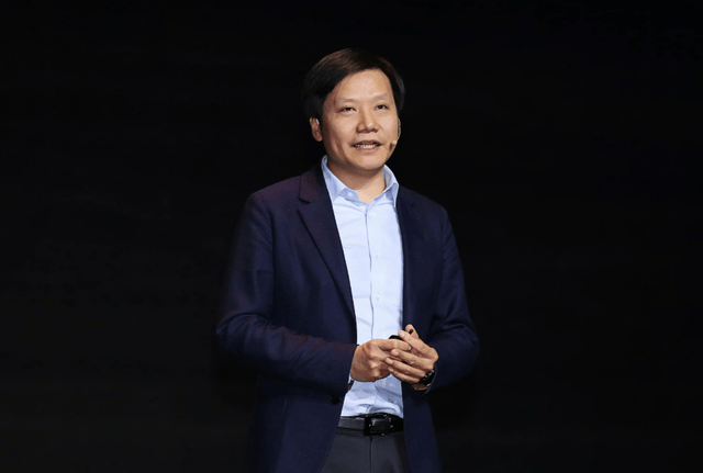 车圈名场面再次上演，华为余承东、小米雷军互怼大戏的深层解码 