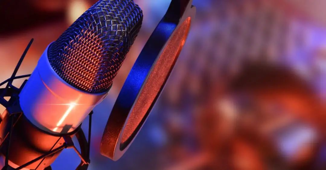 又一位歌手“下海”OnlyFans，真穷还是哭穷？