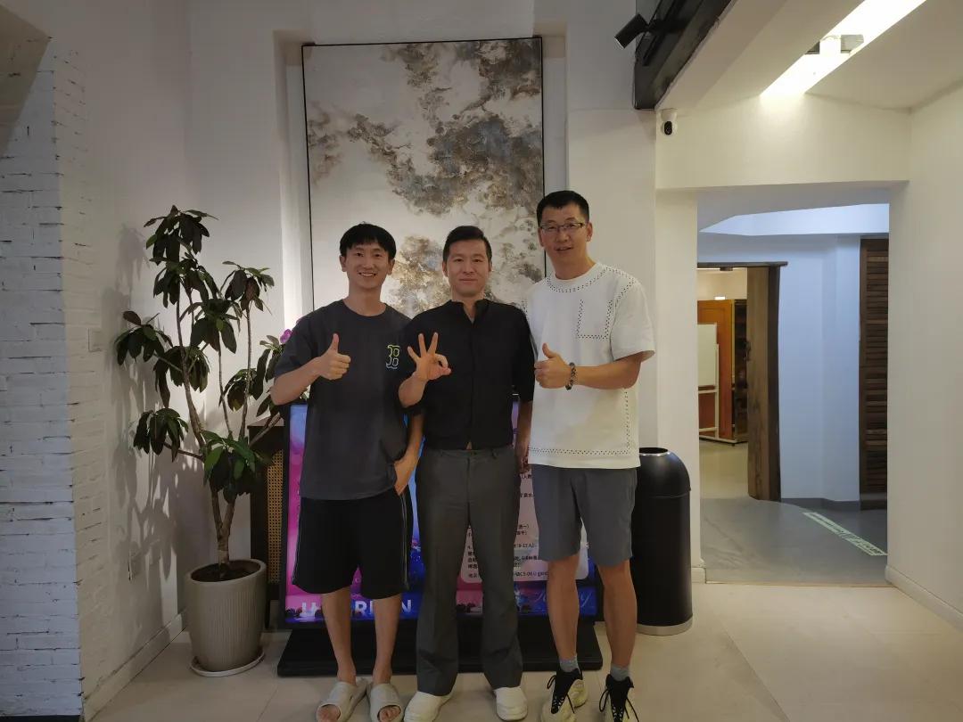 投资150万，我和两个群友，在深圳开了一家Web3俱乐部