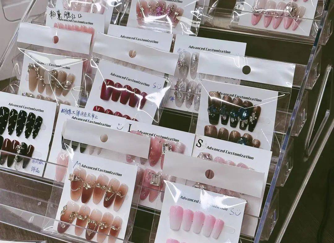 开家实体小店，还能撑起年轻人的“创业梦”吗？