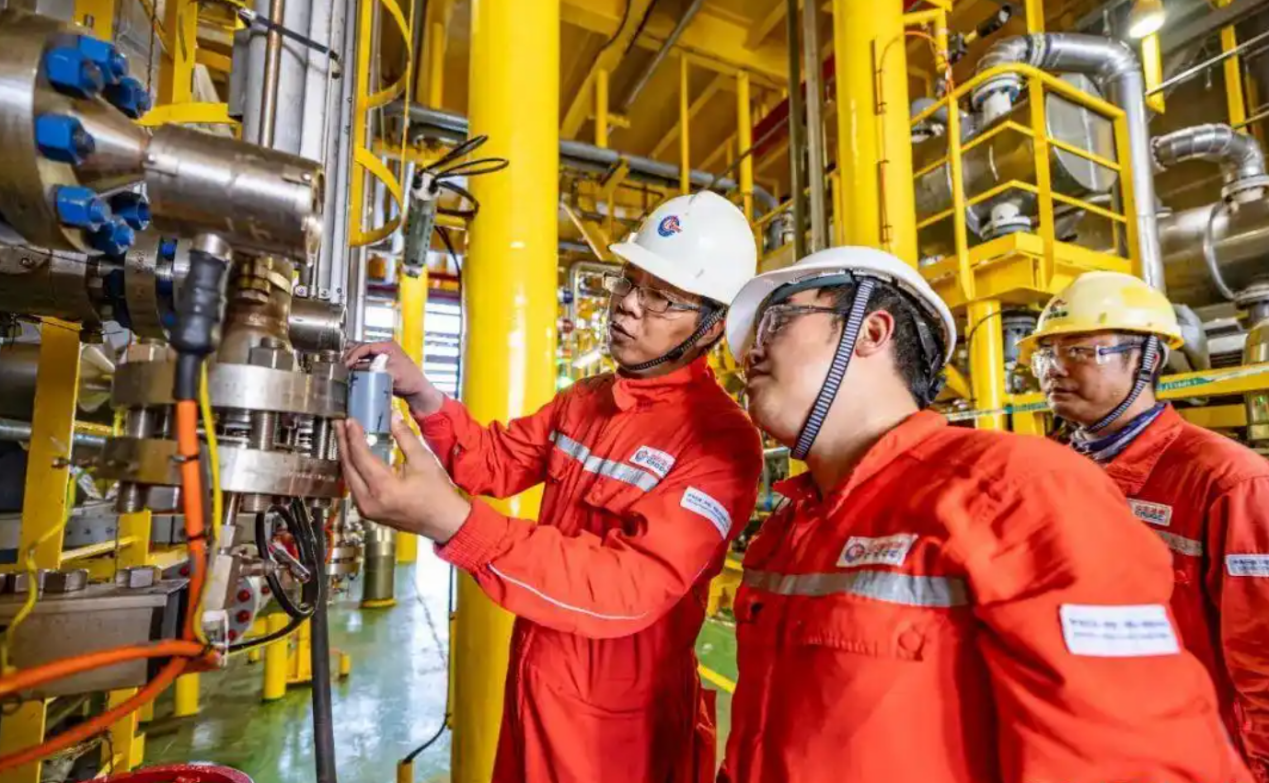 中国在深海建能源“长城” 老美彻底坐不住了