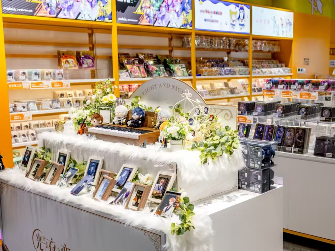 上海二次元商场4天狂卖1000万，揭秘“谷子经济”如何救实体？