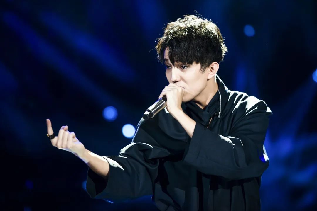 这些上过《歌手》的海外歌手，现在怎么样了？