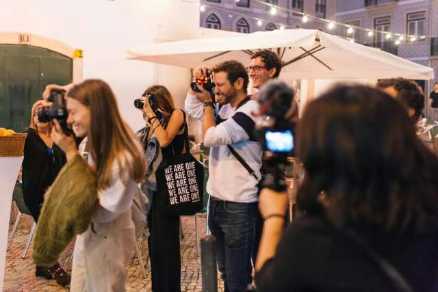 美图：辉煌于AI，风险也源于AI