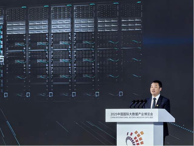 华为云张平安：坚持打造“算力黑土地”，加速行业智能跃迁