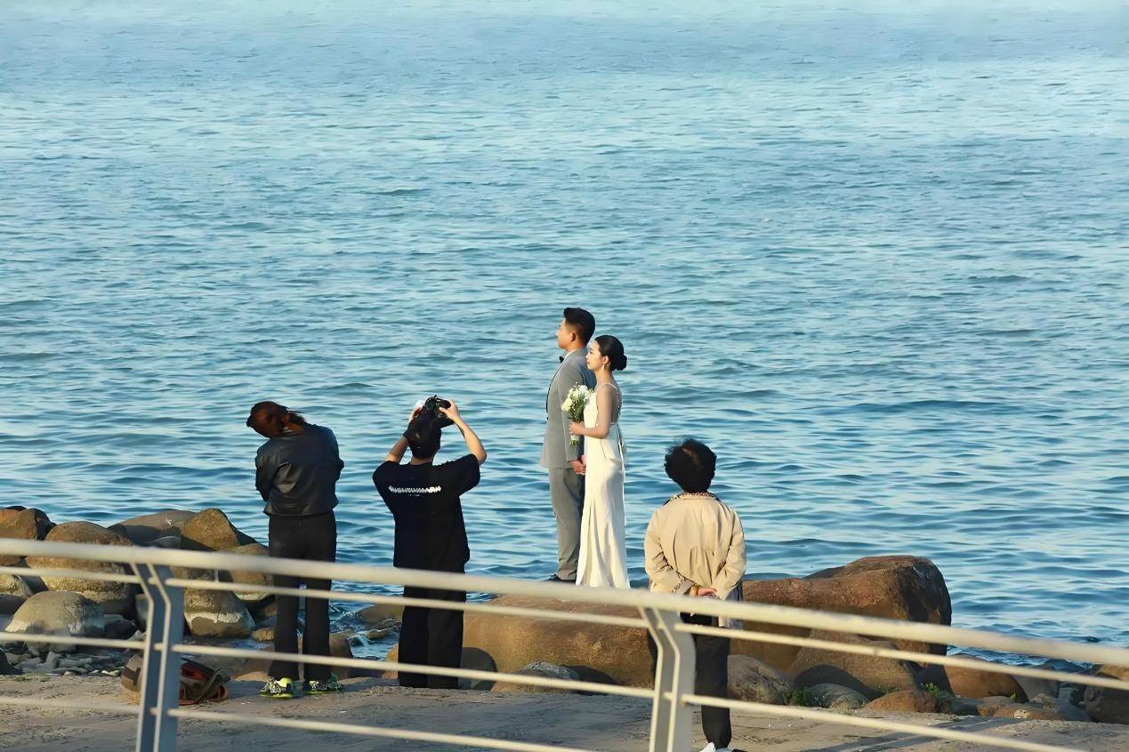 旅拍行业“退潮”背后，年轻人有了新选择