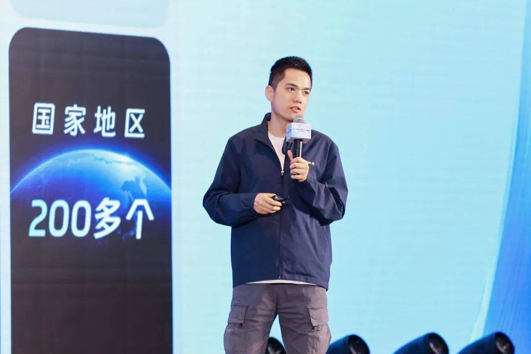 AI 重构生意逻辑，1688的AI“大动作” 