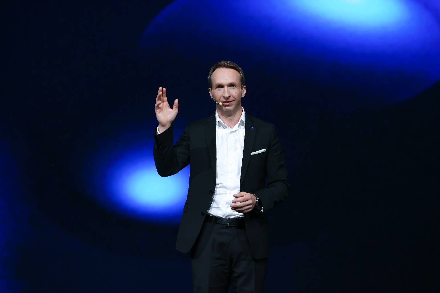 三十载热爱同行, vivo Vision发布会暨影像盛典盛大举办