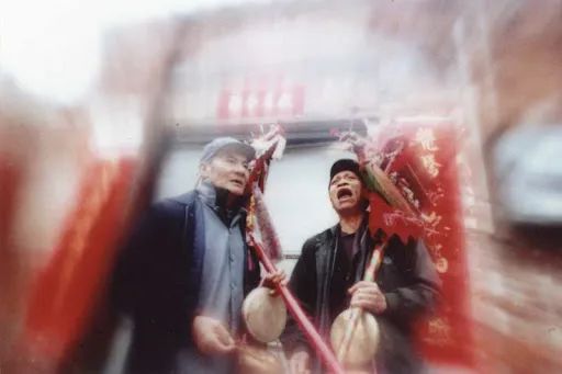 “揽佬宇宙”袭来，中文说唱最缺“土”哥们？