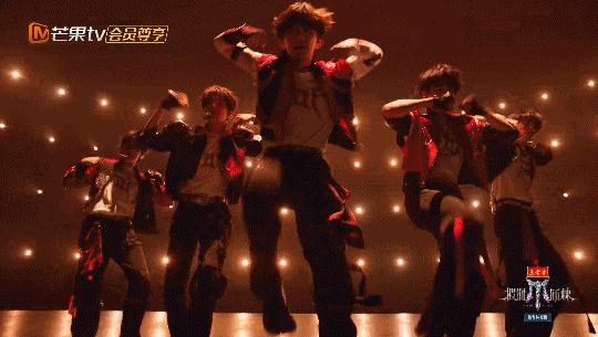 《披荆斩棘2025》：打团战牌，观众会买账吗？