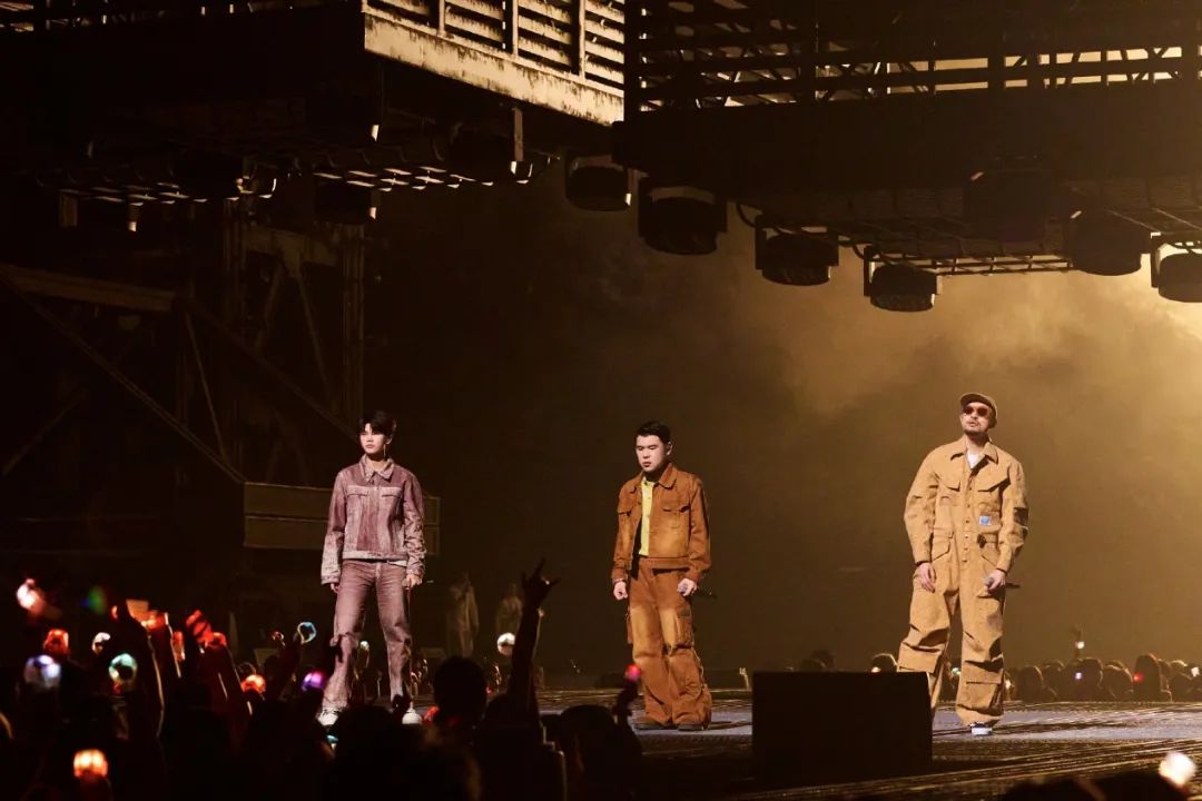 《披荆斩棘2025》：打团战牌，观众会买账吗？