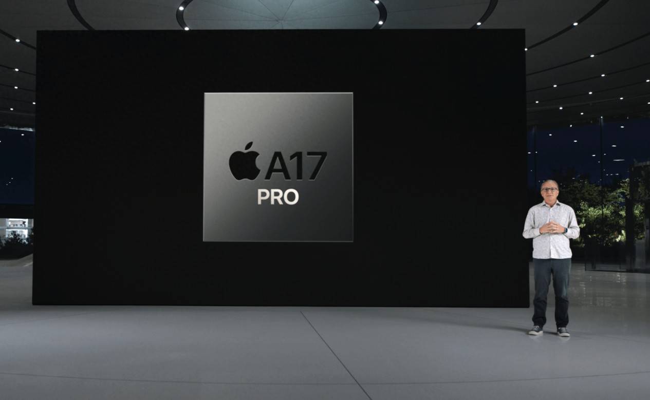 iPhone 17虽然大爆，但苹果的“流量饥渴症”加重了