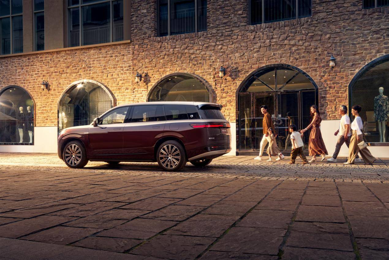 国民女神高圆圆代言！2026款腾势N9正式上市，38.98万元起！