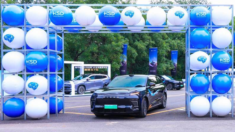 地平线HSD辅助驾驶系统多城实测，一段式端到端引领体验新纪元