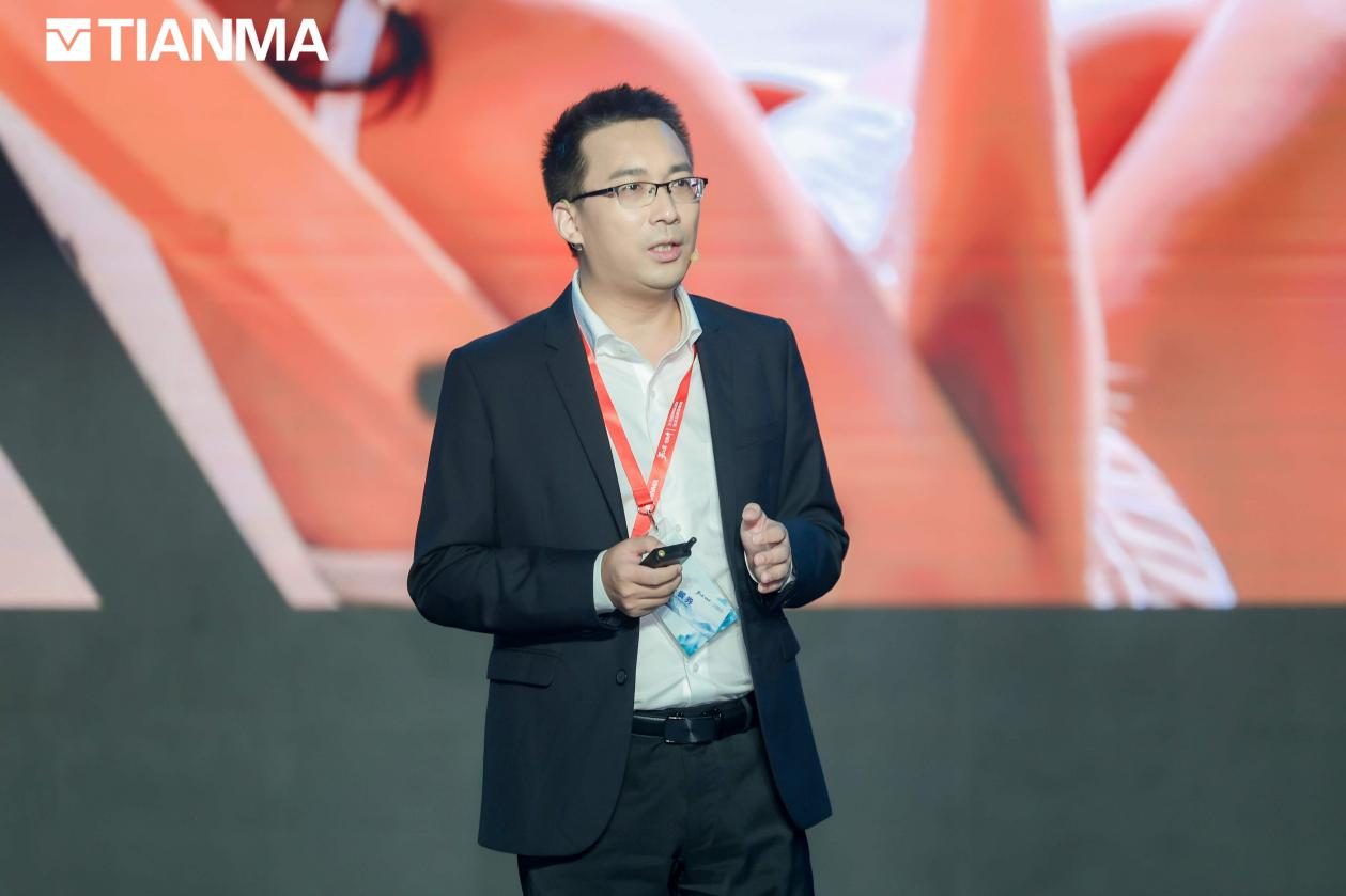 天马发布“天工屏”：从“硬件制造”到“感官体验创造者”，中国显示技术点亮全球