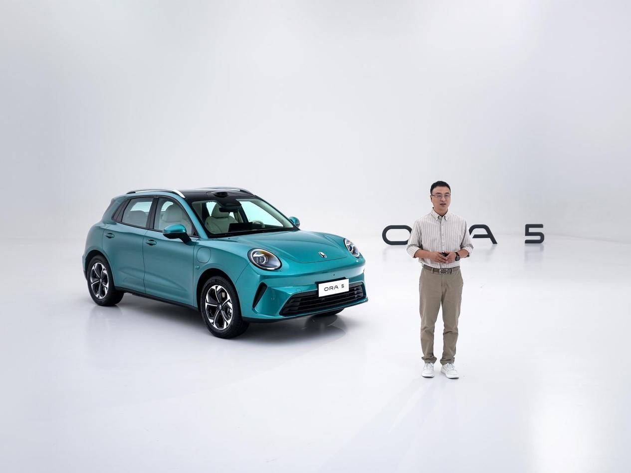 以自然美学重构汽车设计，欧拉5与当代城市有机共生