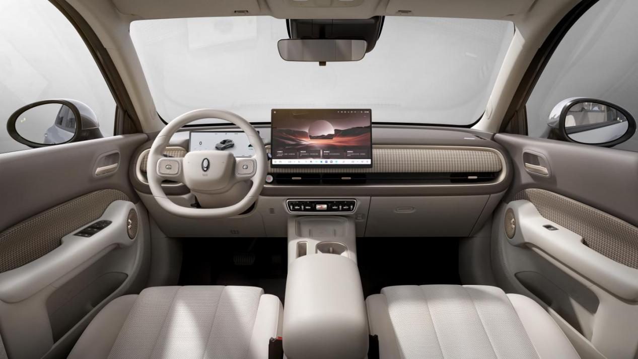 以自然美学重构汽车设计，欧拉5与当代城市有机共生